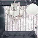 Christos Sapranides s’attache à proposer à ses clients des pièces d’exception, tel ce lustre grandiose, Stream, dessiné par Christian Lava chez Terzani, qui impressionne. Plus de sept kilomètres de chaînes de métal découle de la structure en nickel, dont le design imposant contraste avec la douceur de la lumière qui s’en dégage.