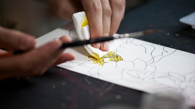 La création des dessins, un travail de patience et de précision. La création des dessins, un travail de patience et de précision.