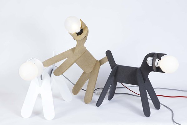 Diplômés d’Etat en 2012, la lampe « Get out ! » dessinée par Clotilde et Julien est éditée la même année par Eno Studio.