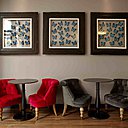 Mademoiselle se veut un lieu d’échange, de rencontre, en plus d’un hôtel. Bar de l'Hôtel Mademoiselle.