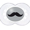 Sucette Moustache pour la tétouille du petit dernier dans sa poussette, Mam.