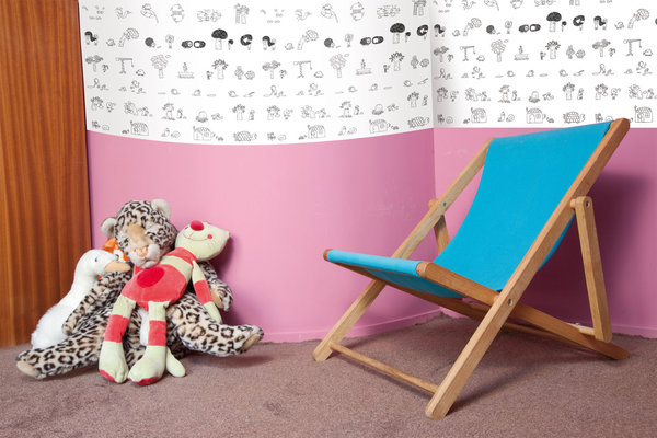 Murmures au mur, par José Parrondo.