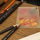 Des crayons, un palette, un peu d'eau, de l'aquarelle!