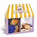 Au choix, un coffret pour faire des éclairs sucrés et salés ou une maisonnette avec un livre et des accessoires pour réaliser une multitude de sablés et autres petits biscuits.