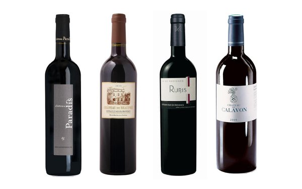 Sur près de 4000 hectares, les Coteaux d’Aix-en-Provence produisent un vin rouge ensoleillé et composé de différents cépages comme le Grenache, le Syrah, le Mourvèdre ou encore le Cabernet-sauvignon.