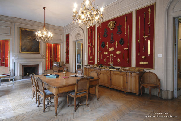 Une fois les modèles sélectionnés, il vous faudra choisir une des multiples finitions: bronze doré, nickel brillant, canon de fusil, nickel mat...