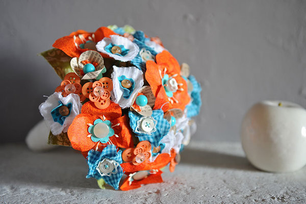 Pavots Orange, perles turquoises et vichy.