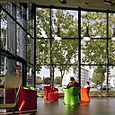 Après 18 mois de travaux, l’agence Lyonnaise Chabanne & Partenaires a offert à la ville de Rumilly, en Haute-Savoie, un complexe culturel HQE composé d’une médiathèque, d’un espace d’expositions et d’une salle de spectacle.