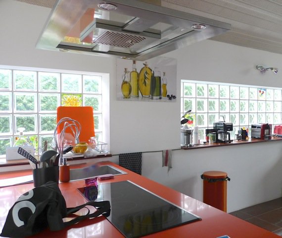 La cuisine est, elle aussi, signée Philippe Demougeot.