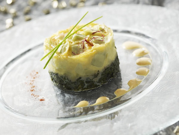 Un flan de ravioles au Saint-Marcellin, une entrée délicieuse et simple à réaliser, pour découvrir les célèbres ravioles du Dauphiné et le Saint-Marcellin, un petit fromage qui traverse le temps.