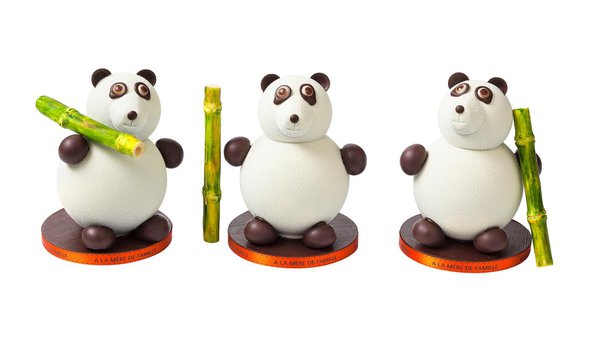 La Mère de Famille fête Noël avec de bien jolis petits pandas en chocolat.