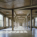 La salle hypostyle du Palais d’Iéna dans laquelle est organisée l’exposition.