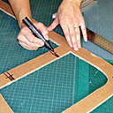 Etape 7. Prenez la plaque numéro 2, et tracez l’emplacement des traverses. Mesurez la hauteur de chaque traverse et tracez son milieu. Hachurez la demi-hauteur de chaque traverse.