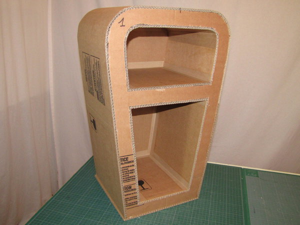 Etape 19. Habillez également le dessous du meuble.