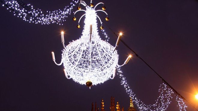 Les illuminations de Noël autour de la cathédrale de Metz.
