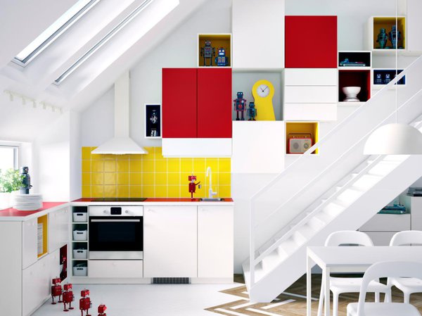 Nouvelles dimensions des caissons pour davantage de modularité. Les caissons Metod sont des multiples de 20 cm en hauteur et largeur, ce qui permet d’intégrer plus facilement la cuisine dans l’espace disponible, y compris dans les petits espaces. Façades Veddinge blanc, caissons ouverts Tutemo. Metod. Ikea.