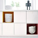 Le large choix des façades. Pour un même caisson, le choix des façades est multiple. Ainsi, un caisson de 80 cm de large peut être équipé de 2 tiroirs contenant eux-mêmes des tiroirs intérieurs. Façades Veddinge blanc, caissons ouverts Tutemo. Metod. Ikea.