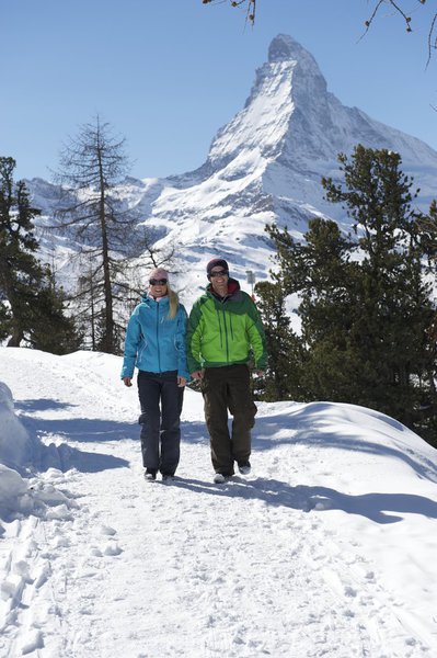 A Zermatt, la montagne est si belle que la marche et les balades en raquettes sont un réel plaisir.