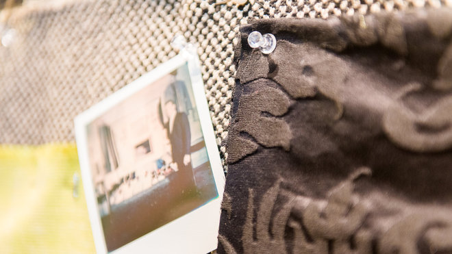 Chic intemporel pour le tissu Pure Damask, collection Bassa, chez Dedar.