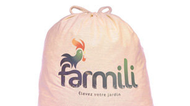Sac de foin biologique du Perche Composition : Luzerne, Trèfle, Pissenlit, Brome, Ray-grass, Paturin
Fléole, Fétuques... Foin riche en éléments fibreux pour une disgestion optimale des lapins et autres rongeurs.