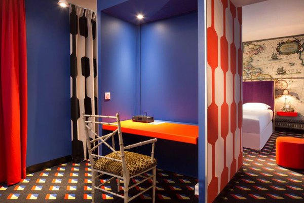 Christian Lacroix a su recréer une chambre qui reflète le melting pot américain avec des touches tantôt coloniales, tantôt Pop Art.