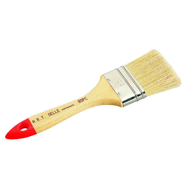 Queue à laquer : pour appliquer les peintures solvantées sur des surfaces très larges telles que des plinthes ou des portes.
