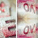 Des lettres en carton faciles à décorer pour déclarer votre flamme.