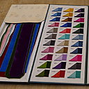 Echantillons de rubans et gamme de couleurs.