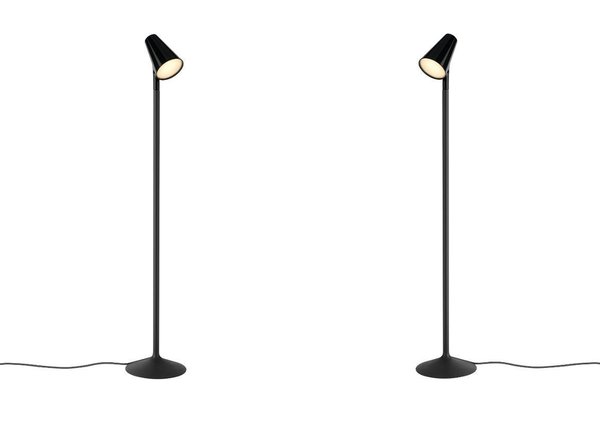 Le lampadaire est une version allongée de la lampe à poser Piculet, mais la taille des diffuseurs reste la même.