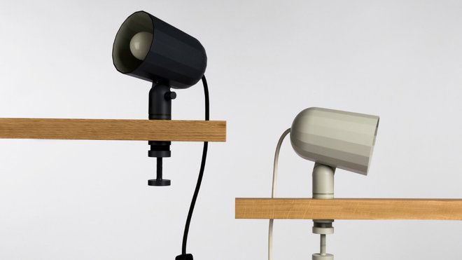 Lampes à pinces Noc. Design Smithmatthias. Wrong for Hay.