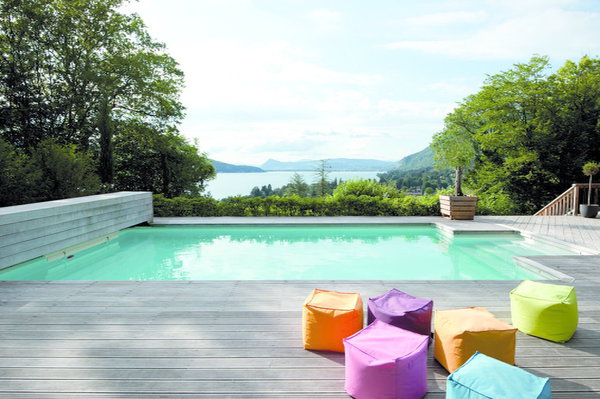 Quoi de mieux que se détendre dans l’eau au bord d’un paysage idyllique ?