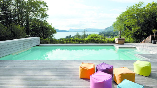 Quoi de mieux que se détendre dans l’eau au bord d’un paysage idyllique ?