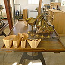 La machine à taller, sert à trier les aiguilles selon leur longueur.