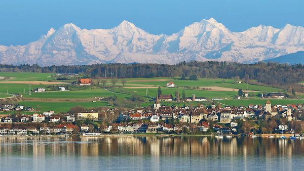 Les 170 kilomètres de pistes cyclables autour du lac de Morat feront le bonheur des sportifs.