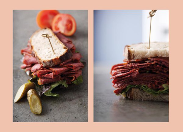 Viande de bœuf séchée, finement tranchée et très prisée des new-yorkais, le pastrami existe en Alsace depuis la nuit des temps et notamment à la fameuse boucherie-charcuterie Geismar qui le suggère sur une choucroute ou dans un sandwich raffiné.