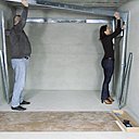 Etape 5 : Un kit complet, contenant les 3 outils nécessaires au montage (2 clés Allen et une scie à onglet) sont fournis. Pour le confort des utilisateurs, un projecteur rechargeable de 10 watts d’une autonomie de 3 heures est proposé, car il y a rarement d’électricité dans les garages. Etape 5 : Un kit complet, contenant les 3 outils nécessaires au montage (2 clés Allen et une scie à onglet) sont fournis. Pour le confort des utilisateurs, un projecteur rechargeable de 10 watts d’une autonomie de 3 heures est proposé, car il y a rarement d’électricité dans les garages.