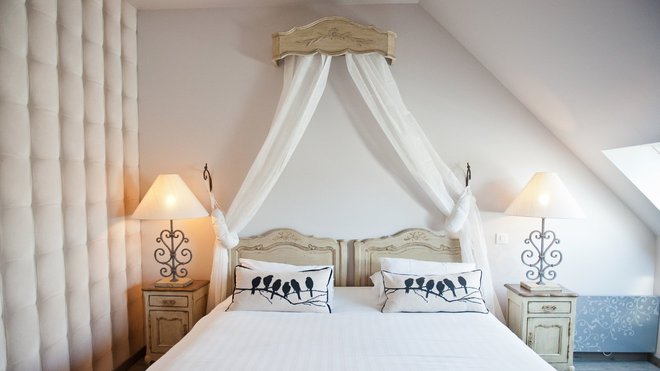 Une décoration intemporelle pour une escapade hors du temps.