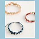 Bracelets en fil fin, agrémentés de perles, page 3 du livre.