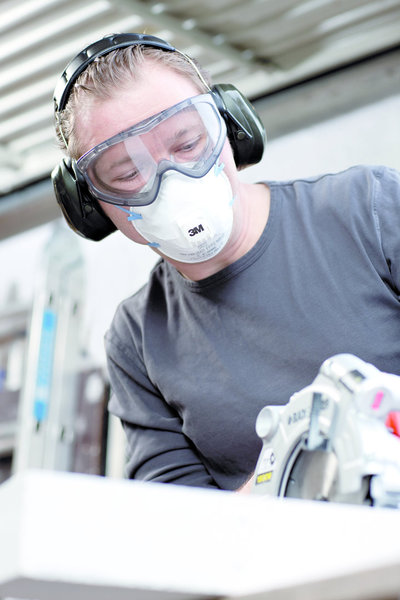 Le masque coque 8822 et sa soupape Cool Flow™limite l'accumulation de chaleur, protège et permet de respirer.