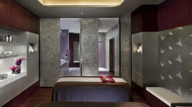 Le spa dispose de quatre suites de soins individuelles dotées d'une douche-hammam et d'un vestiaire privatif. Le spa dispose de quatre suites de soins individuelles dotées d'une douche-hammam et d'un vestiaire privatif.