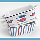 Des petits poissons pour un repas marin. Plats en porcelaine de 10 x 15 x 5 cm 23 €. 4 mini-plats à gratin Mer du Sud. Amadeus.