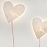 Très poétique, une lampe en Tyvek, un textile non tissé quasiment indéchirable. 82 €. Lampe Heart. Raumgestalt. Love Creative People.