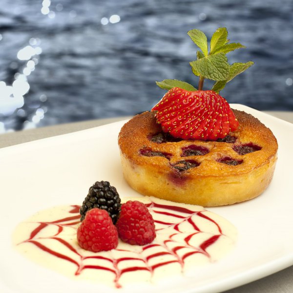 Produits frais et de saison pour un dîner gourmet, façon bateau-mouche !