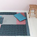 Parce qu'elles marient motifs forts et couleurs douces, les créations d'Adeline Affre conviennent également aux plus grands.