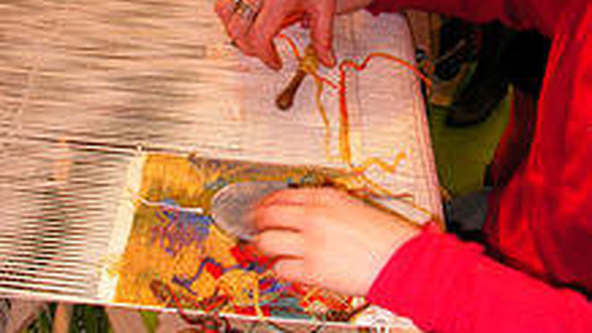 Initiation à la tapisserie d'Aubusson, sur un cadre à tisser avec la lissière France-Odile Perrin-Crinière de l'Atelier A² Dimanche 26 octobre à partir de 9h30.