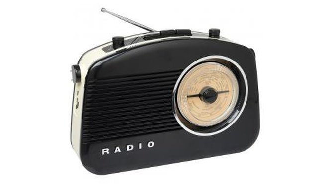 Sous ces airs de vieux transistor, une radio high-tech qui se connecte à votre tablette ou votre smart phone. 85 €. Radio 60's Bluetooth. La Chaise Longue. Sous ces airs de vieux transistor, une radio high-tech qui se connecte à votre tablette ou votre smart phone. 85 €. Radio 60's Bluetooth. La Chaise Longue.