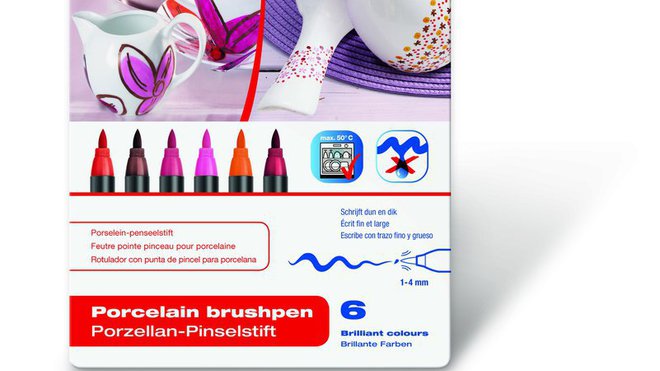 Les feutres Edding pour porcelaine existent en 15 coloris.