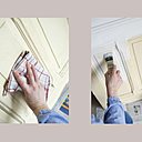 Etape 2 : à l’aide d’un chiffon en coton sec, dépoussiérez l’ensemble de la surface des portes. Appliquez ensuite l’enduit de préparation bois à la brosse badigeon, sur l’ensemble des portes.