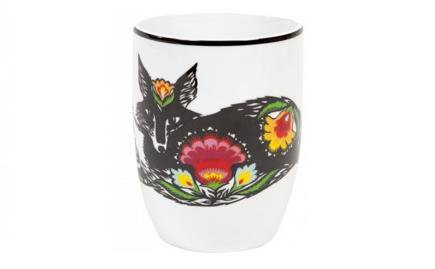 Cette tasse en porcelaine est une édition limitée. Parfaite pour donner une touche de poésie au petit-déjeuner. H 10,3 cm 6,95 €. Mug Bonne aventure Renard. Nature & Découvertes