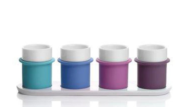 Élégantes et habillées de couleurs douces, des tasses à thé. 49 €. Boly Tea. Lexon